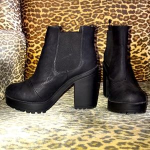 H&M Chelsea Booties